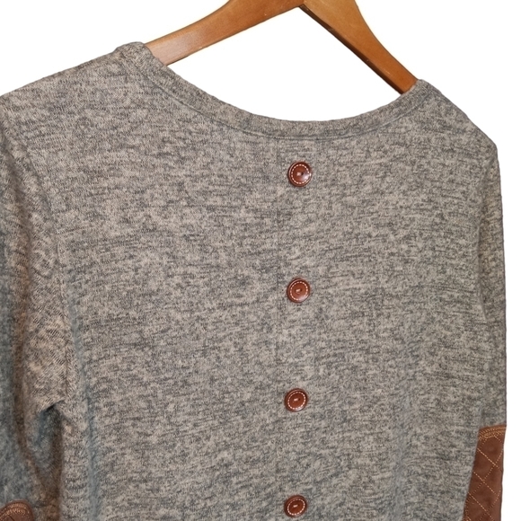 Taupe Lightweight Stretchy Sweater Elbow Patches Back Buttons Size Small - Picture 9 of 12